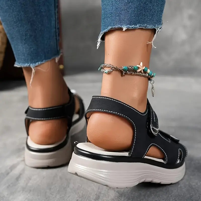 Solevé™ Sandals