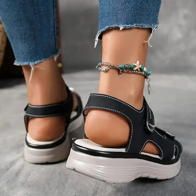 Solevé™ Sandals