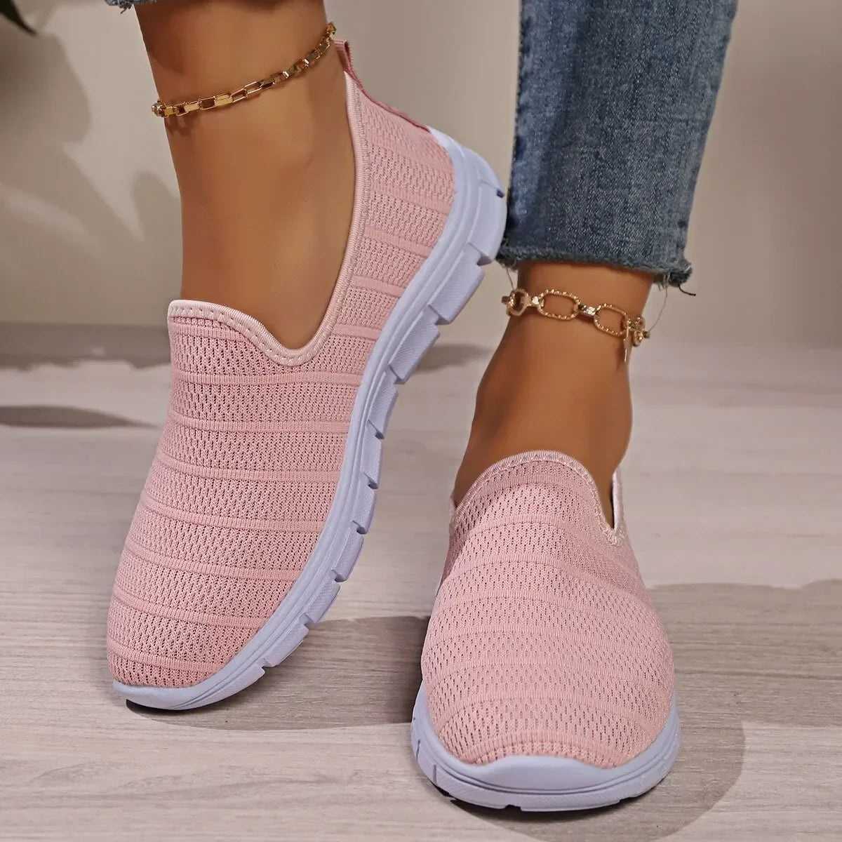 Julia™ Simple and comfortable slip-ons for every day