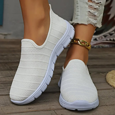 Julia™ Simple and comfortable slip-ons for every day